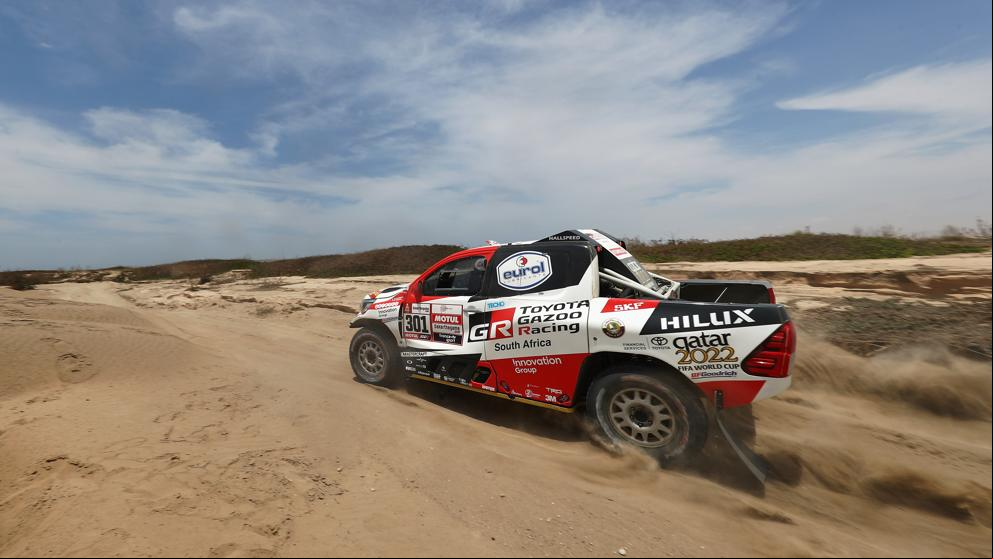 Al-Attiyah gana el duelo en coches a Peterhansel en la cuarta etapa
