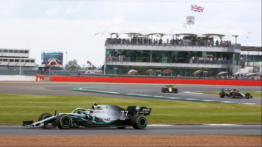 Los Mercedes, sin rival en Silverstone