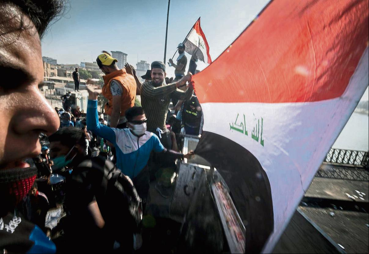 Los ocupantes de la plaza Tahrir de Bagdad: “Nos matan y nadie dice nada”
