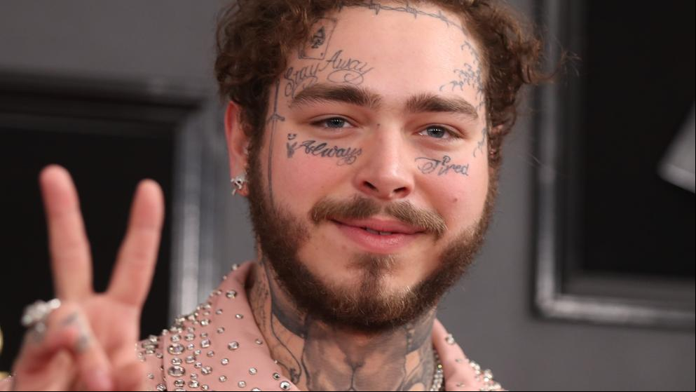 Post Malone lleva el ‘total look’ masculino al extremo en los premios Grammy 2019