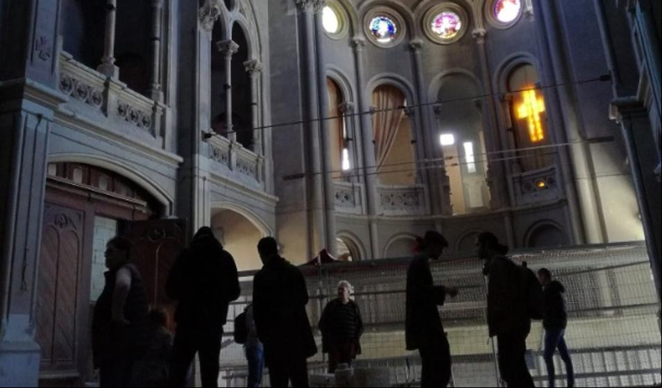 Vecinos del Raval ocupan la Capella de la Misericòrdia