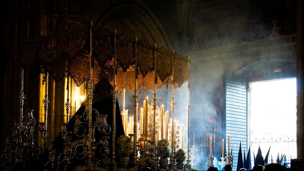 Horario y recorridos de las procesiones de la Madrugá de la Semana Santa de Sevilla
