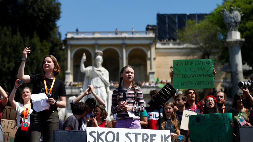 Greta Thunberg reúne a miles de jóvenes en Roma para denunciar la “crisis existencial” del cambio climático