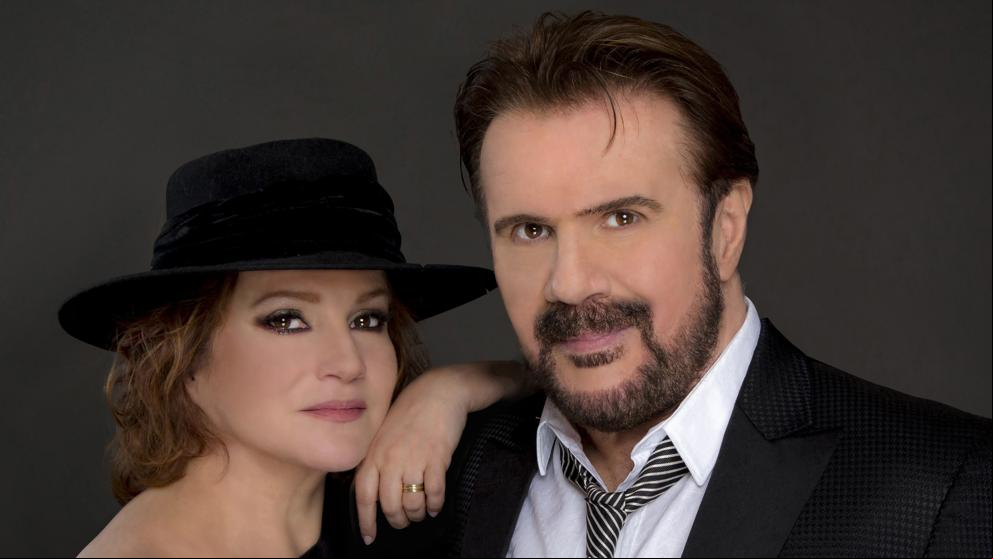Pimpinela recibe un Premio Grammy por toda su trayectoria