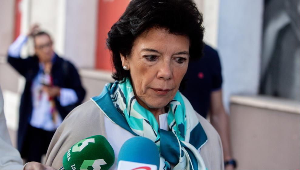 Celaá asegura que “maximizará los cuidados” tras la advertencia de la JEC