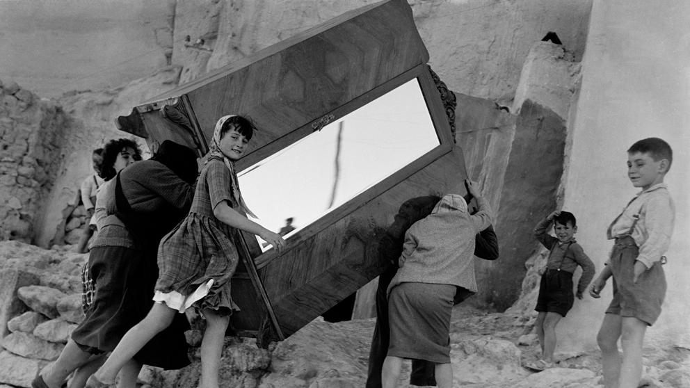 Carlos Pérez Siquier, el gran fotógrafo español que sigue asombrando a los 89 años