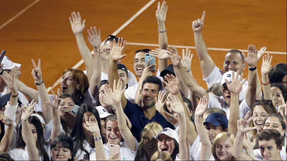 El coronavirus de Djokovic le complica la vida a la ATP