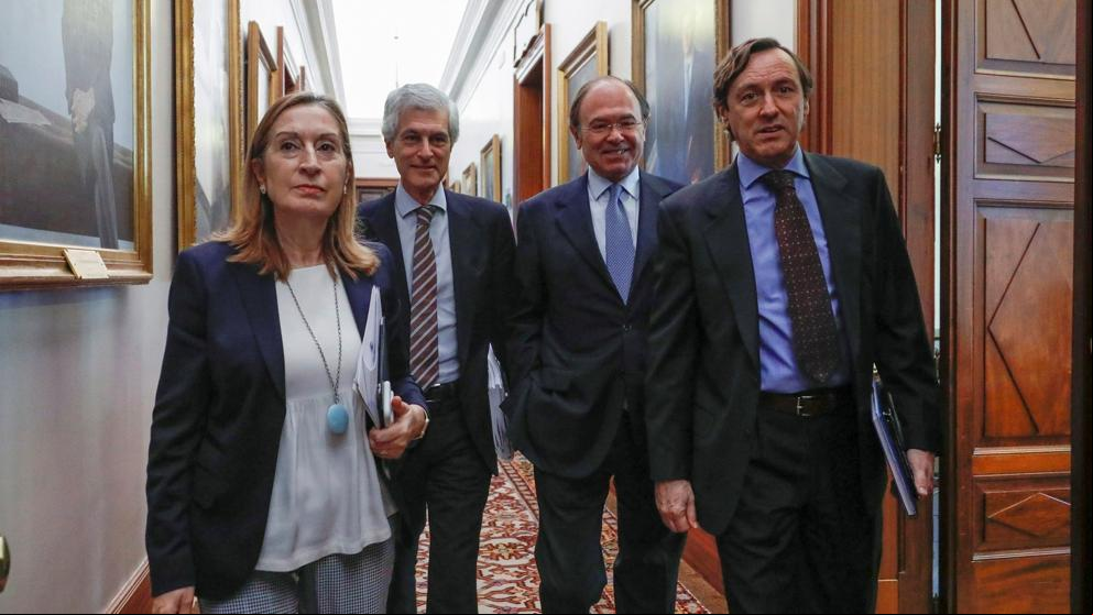 Hernando califica de “ley de muerte” la ley de eutanasia del PSOE