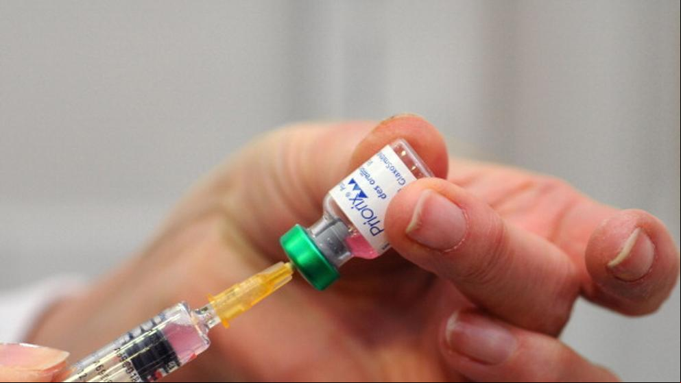 Salud tranquiliza a los vecinos de El Ejido tras la muerte de un menor por meningitis