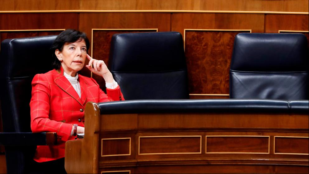 El Ministerio de Educación estudia con las autonomías el aprobado general