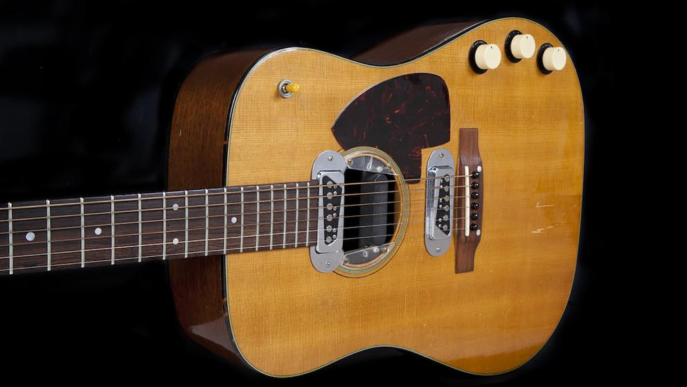 Subastan la guitarra con la que Kurt Cobain tocó en el disco ‘MTV Unplugged’