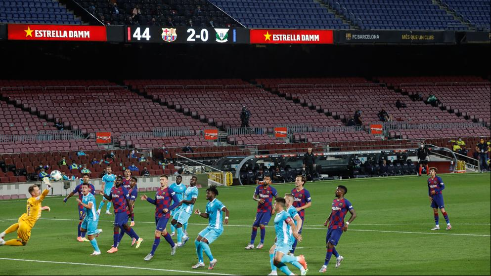 El fútbol profiláctico silencia el Camp Nou