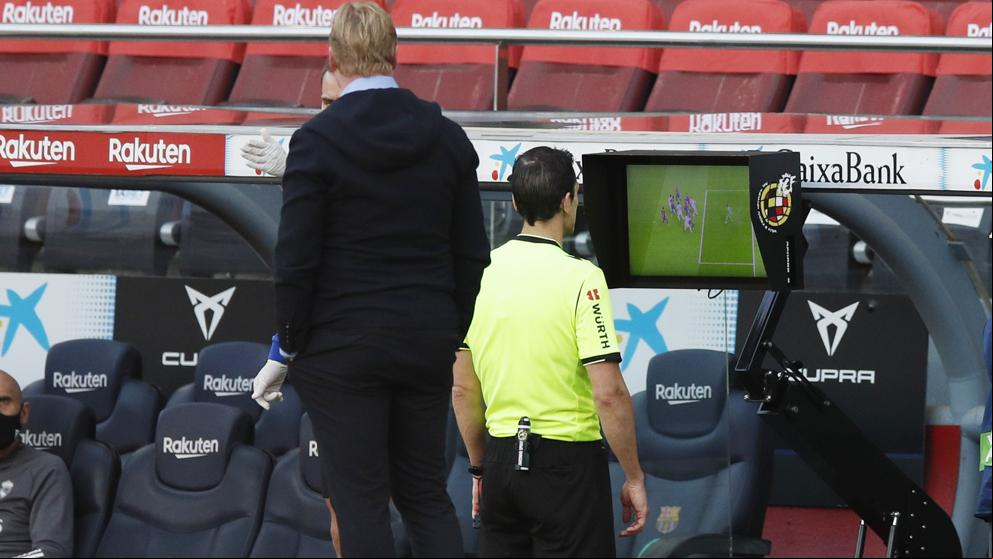 Un directivo del Barça se pasa de frenada y después pide disculpas: “Munuera vete a cagar”
