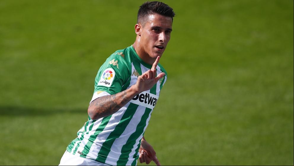 Tello devuelve la sonrisa al Betis de Pellegrini